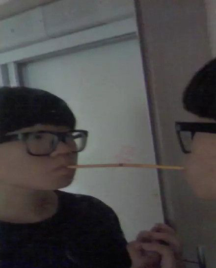 单身狗真的好凄惨！哈哈哈哈忍不住笑到哭！综合gif搞笑图片