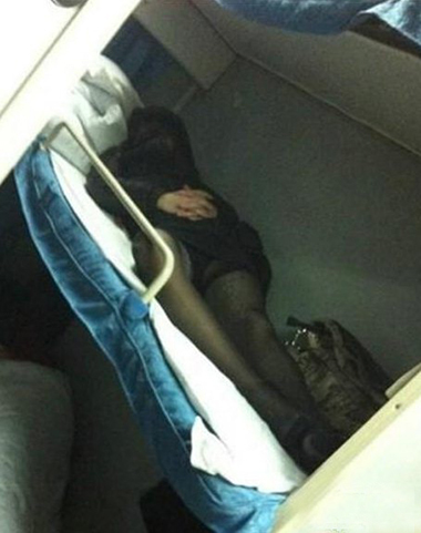 敢不敢不这么睡觉？综合gif搞笑图片