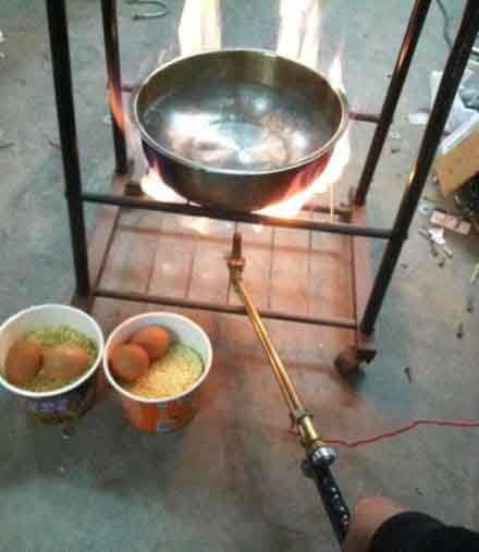 焊工煮泡面综合gif搞笑图片