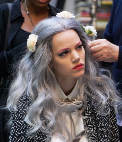 #GrannyHair：Ins上正在流行的“老奶奶灰”发色！综合gif搞笑图片