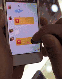 过个春节，锻炼出了传说中的一阳指综合gif搞笑图片