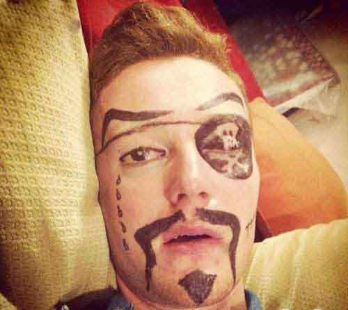 亲，摊上酱紫的损友，赶快戒酒吧综合gif搞笑图片