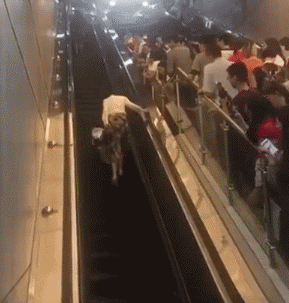 人家身材好不是没有原因的综合gif搞笑图片