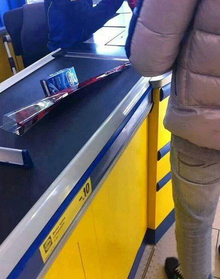 今天晚上的节目一定丰富，还多彩综合gif搞笑图片