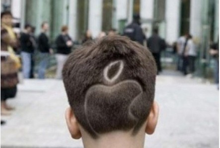 买不起苹果，咱还不能画个？综合gif搞笑图片