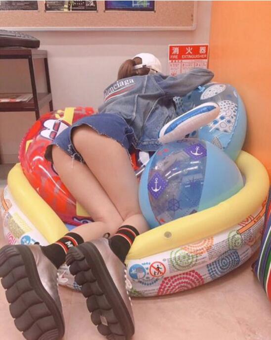 这什么牌的鞋子综合gif搞笑图片