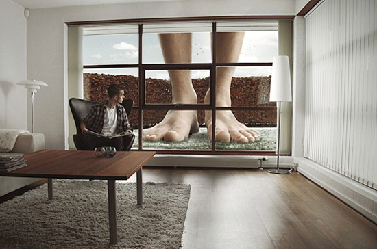 巨人的脚综合gif搞笑图片