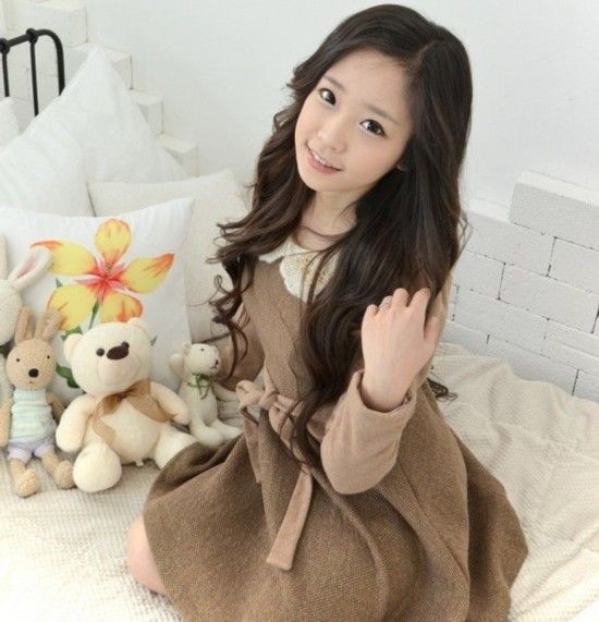 韩国28岁美女整容成10岁少女！不愧是整容大国！综合gif搞笑图片