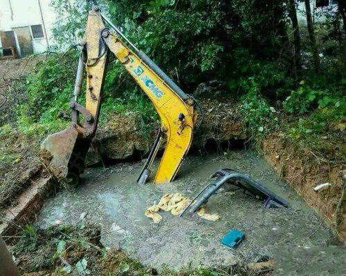 蓝翔技校劝退生综合gif搞笑图片