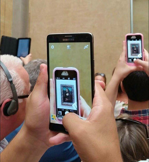 离画太远了，只能拍二手的综合gif搞笑图片