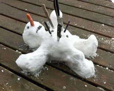 是谁谋杀了雪人综合gif搞笑图片