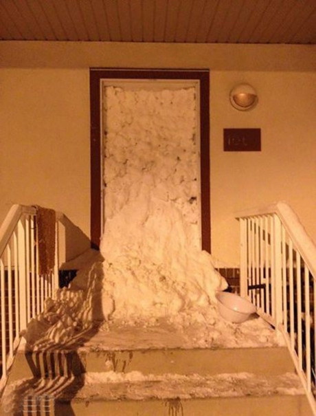 看来今天是没法出门了综合gif搞笑图片