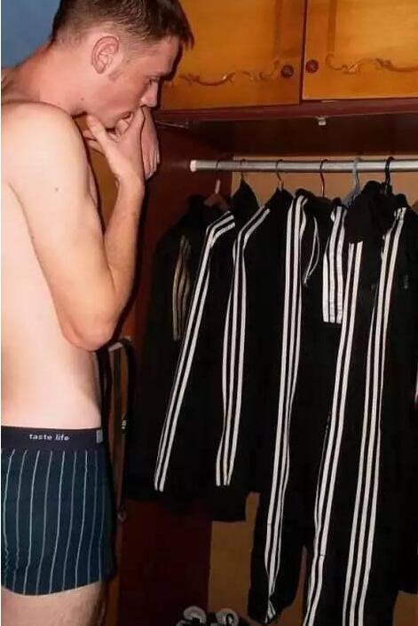 男人的衣柜综合gif搞笑图片