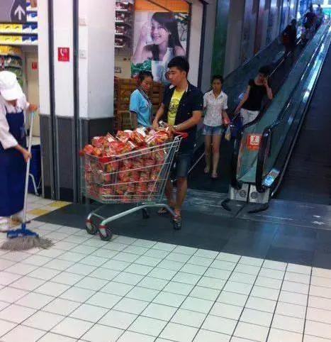 屌丝宅男综合gif搞笑图片