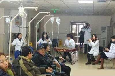 和谐的医护关系综合gif搞笑图片