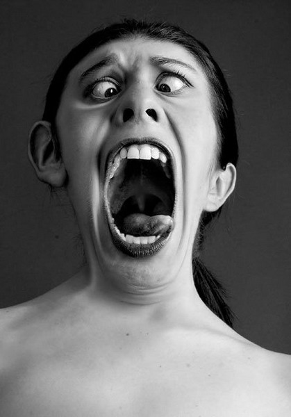 巨搞笑超级夸张变态的表情综合gif搞笑图片