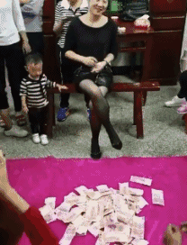 实不相瞒，这样我能把你磕破产综合gif搞笑图片