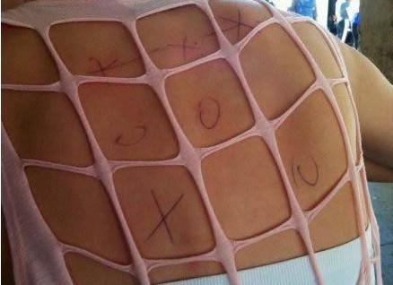 情不自禁的玩起了游戏综合gif搞笑图片