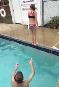 估计错误，一个大写的疼植物gif搞笑图片