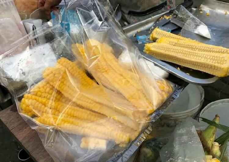 玉米还有这样吃法了植物gif搞笑图片