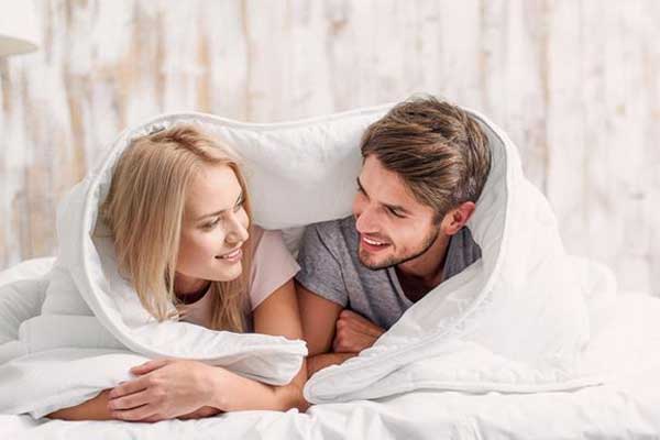 性生活过频或过少对受孕有影响吗？孕期可以有性生活吗