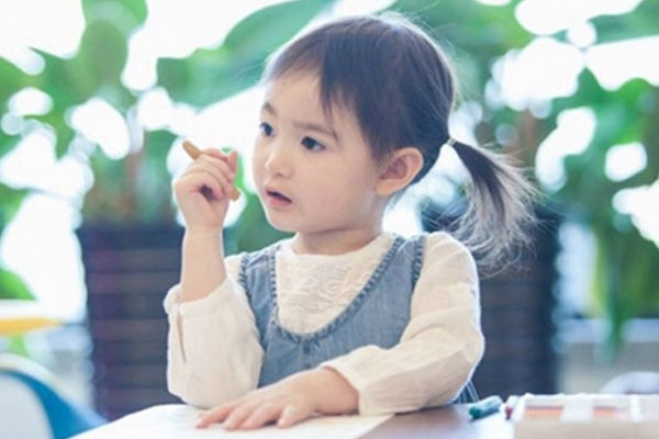 大年初五出生的女孩名字 女孩生在大年初五起名