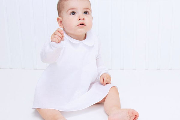 小孩名字大全里面有很多名字都可以直接给宝宝用起来