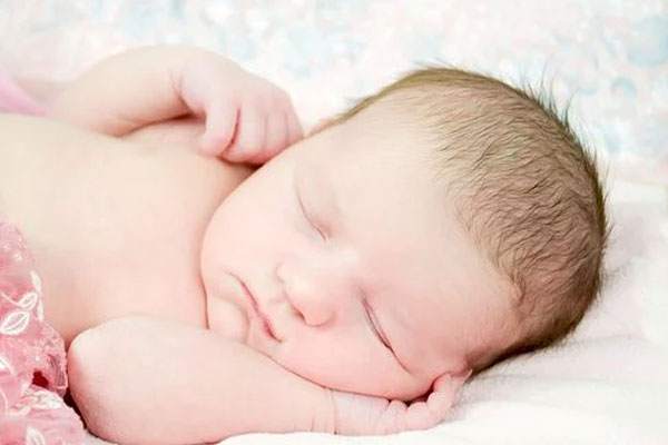 刚出生的婴儿名字大全女孩 新生儿名字大全女孩