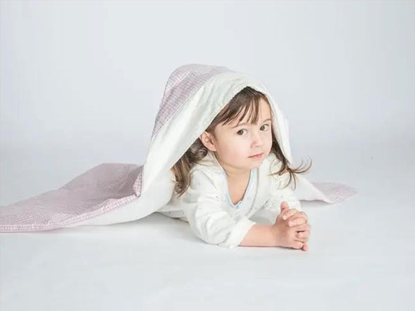 单身未婚梦见自己怀孕生了个女儿还看清了长相预示什么？