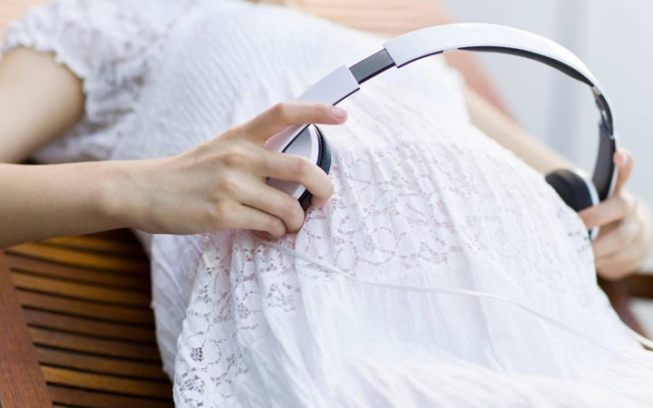 长胎不长肉的孕期食谱分享，胎儿偏小吃“它们”补得快