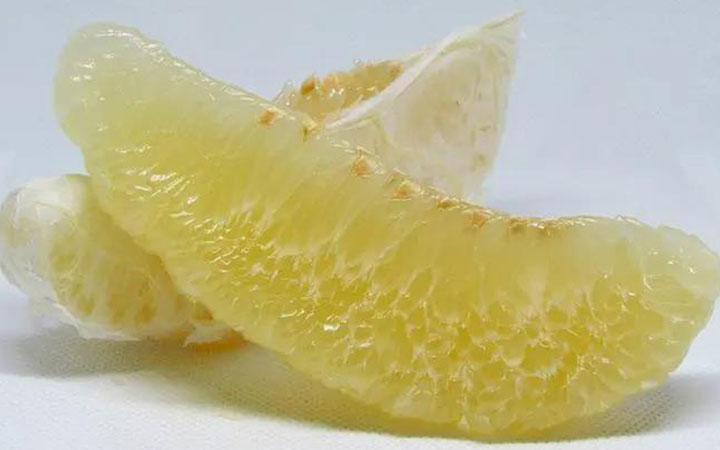 减肥期间每天吃两个柚子坚持一个月瘦了27斤是真的吗？