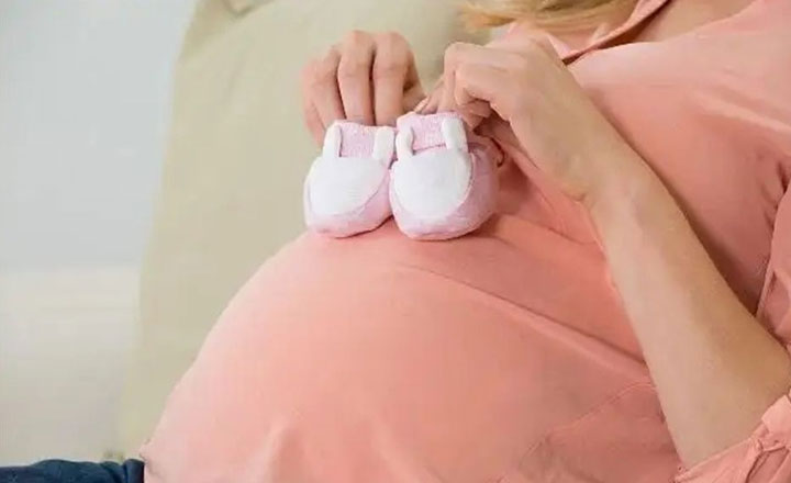 怀女儿都有哪些明显征兆，这4个明显特征可能你怀是女宝