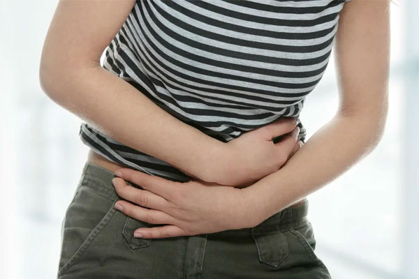 肚子胀气如何快速排气,分享6个小妙招帮你快速排气