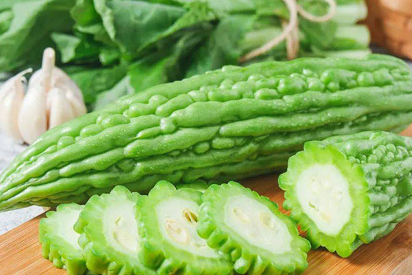 孕妇可以吃苦瓜吗？不能吃苦瓜有三大原因