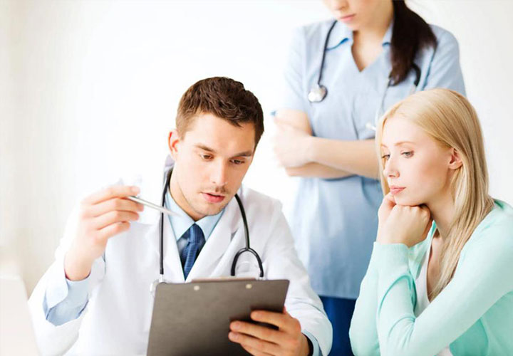 腹部b超和阴超查内膜厚度的误差在10毫米是正常的吗？