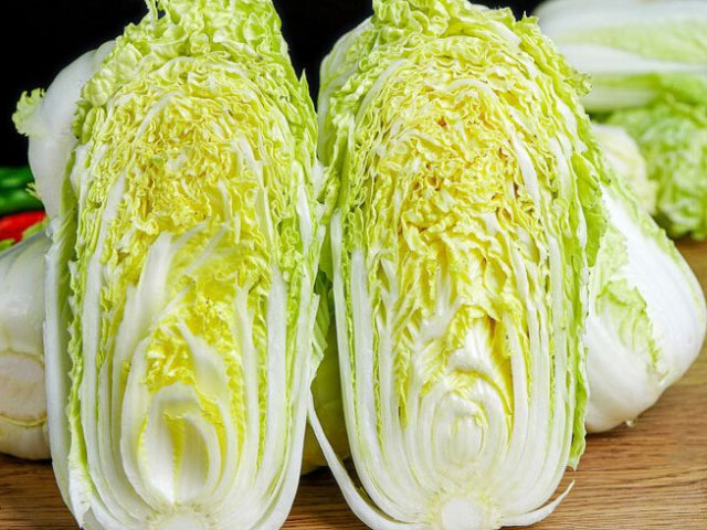 强碱性食物排名表，排名第一的还是常见的大白菜
