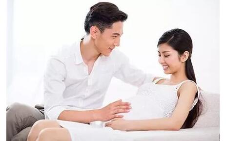 父亲要做好胎教工作