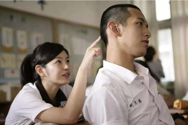 天下竟有这种荒唐事！四川六年级学生竟然去开房店主当场报警