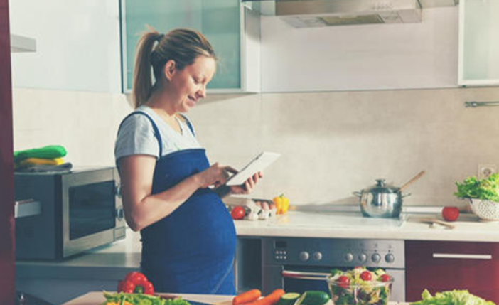 产妇、新妈妈要怎么吃？