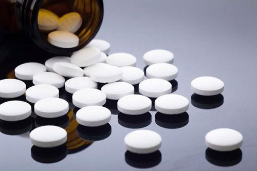 炔诺孕酮炔雌醚片应该如何使用？