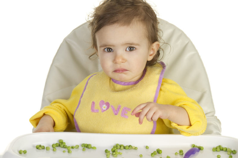 小孩子出现血尿如何治疗？