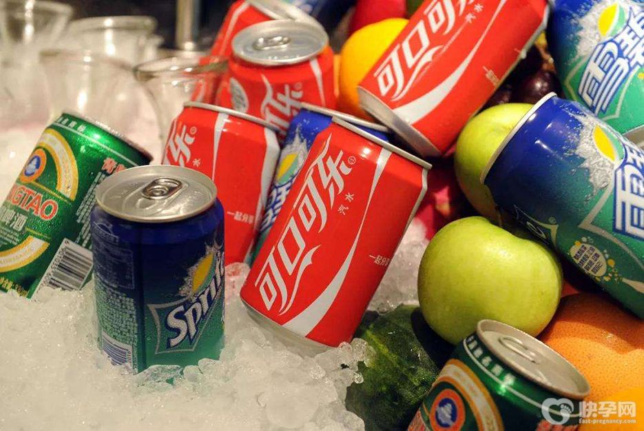孕妇喝碳酸饮料对胎儿有这4个影响，不要为了嘴馋害了孩子