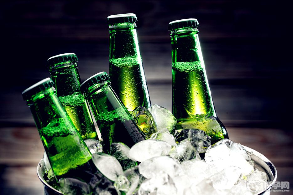 怀孕能喝啤酒吗？喝啤酒了对胎儿有影响吗？喝啤酒了怎么办？专家解读