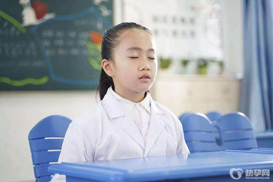 小学生眼保健操怎么做图片-做对了目光如炬，做错了有目如盲