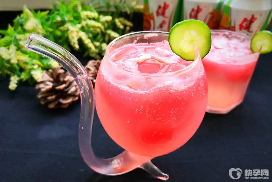 警惕！甜水喝多了会增加食欲，日常如何喝水更健康