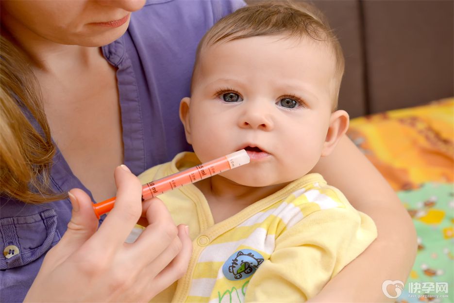 新生儿吐奶的原因及解决办法，新手妈妈值得收藏