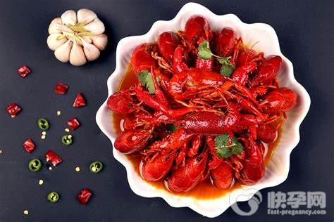 孕妇可以吃小龙虾吗？可以，但小龙虾的饲养环境和食用量有考究