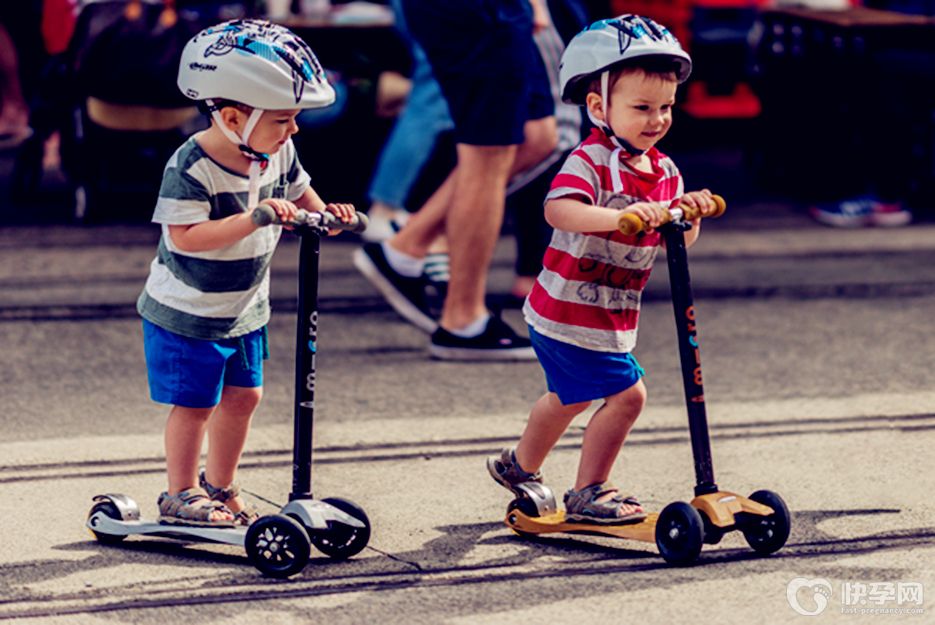 母亲遇车祸9岁儿子做心肺复苏抢救-让急救知识成为孩子必修课