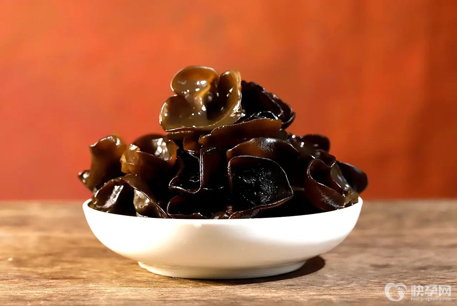 铁含量高的食物排名前五，看看食物中的“补铁大户”