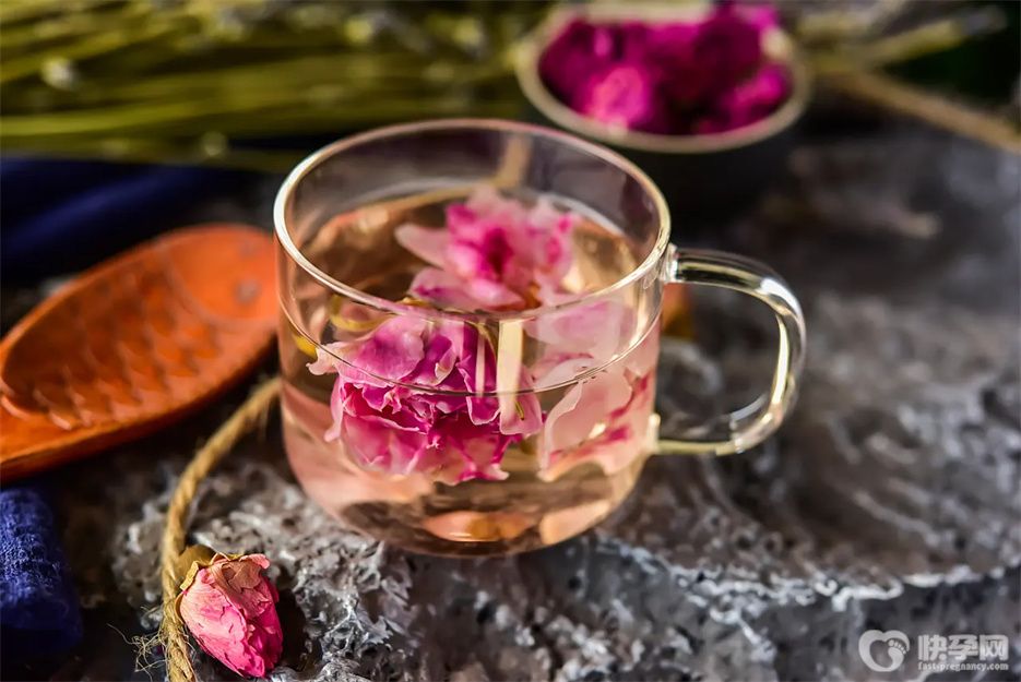 震惊！玫瑰花泡水喝竟有6个害处，别在傻傻不知道了